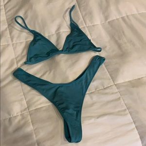 Thong bikini set